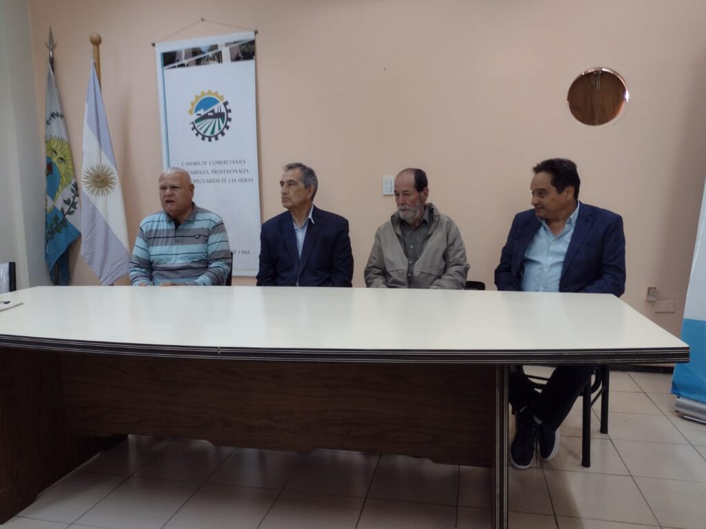 WhatsApp Image 2025-11-12 at 18.10.52 (2)